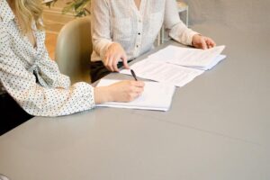 Cuántas personas pueden conducir un coche de renting